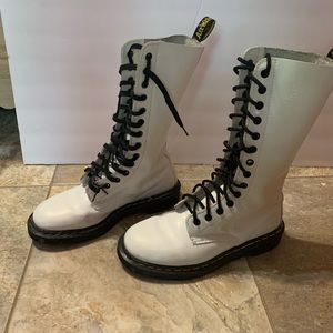 Dr. Martens 1914 White Boots - preowned
